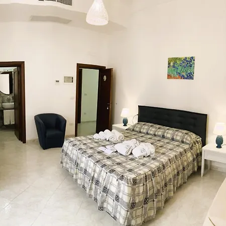 Oda ve Kahvaltı Maggi